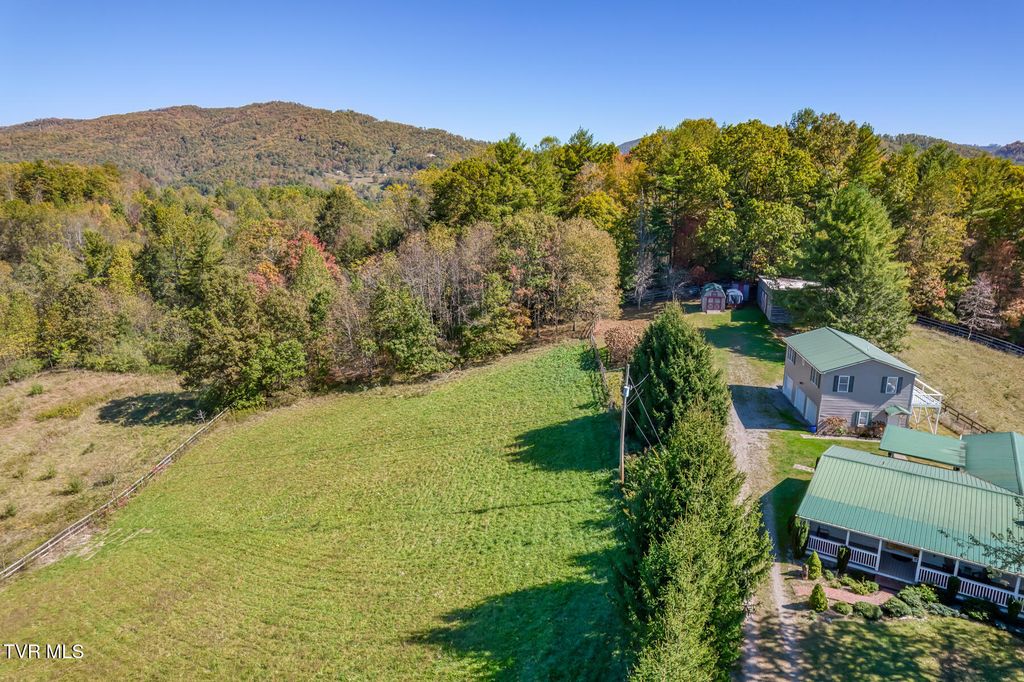 Photo of 873 Rainbow Road, Mountain City, TN 37683 (MLS # 9987256)
