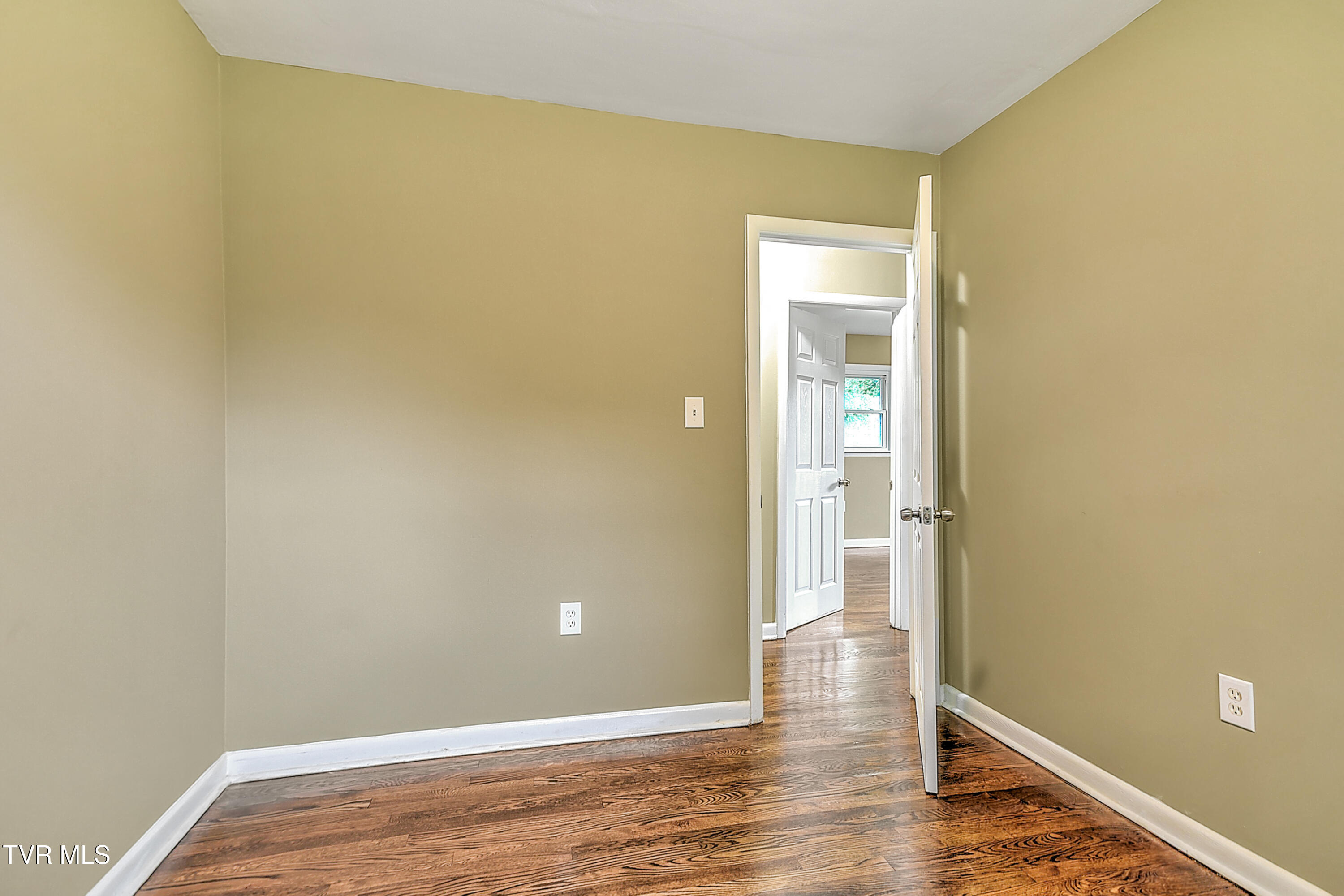 13537 Sinking Creek Road, Bristol, Virginia image 21