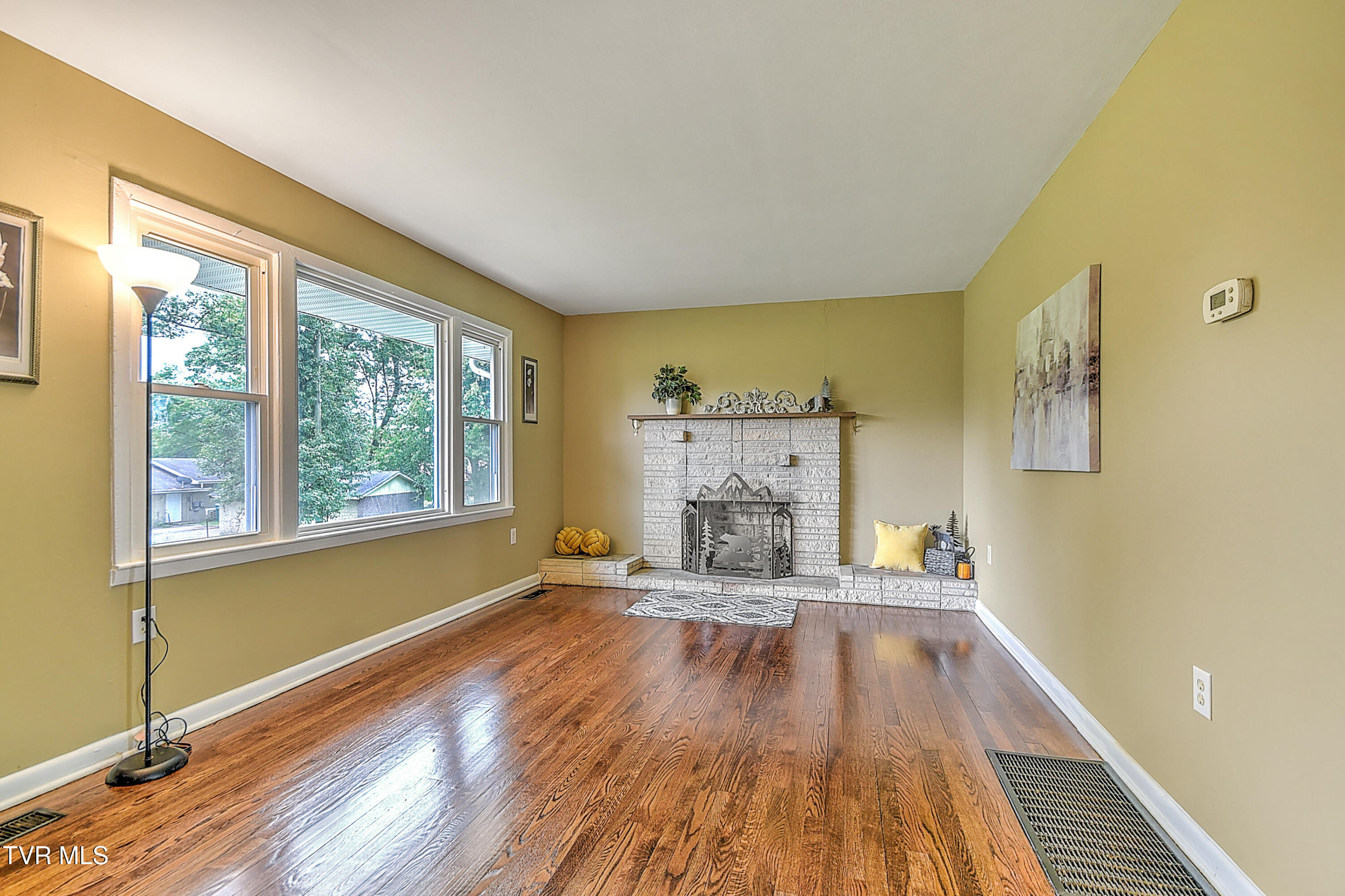 13537 Sinking Creek Road, Bristol, Virginia image 4