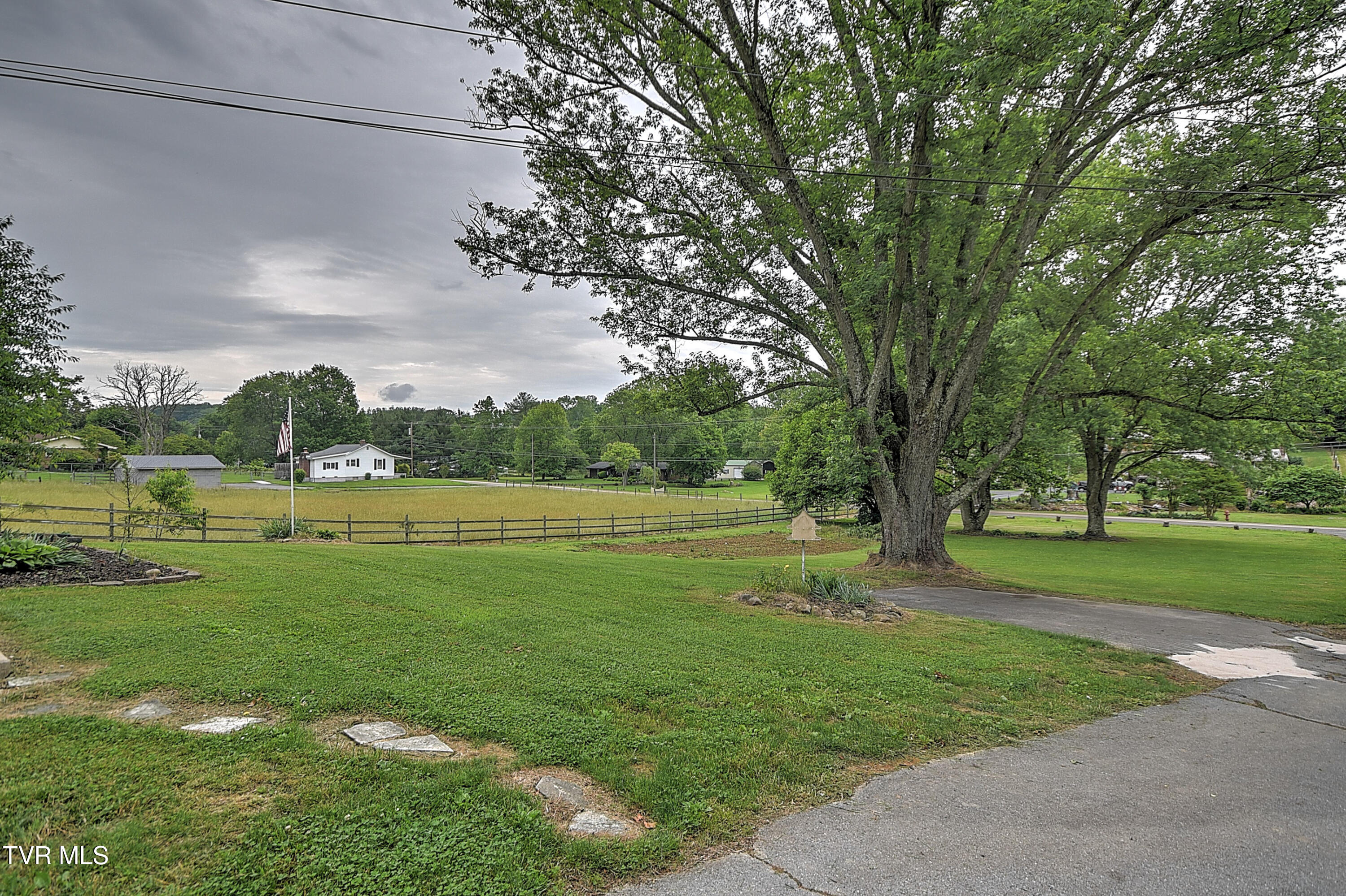13537 Sinking Creek Road, Bristol, Virginia image 39