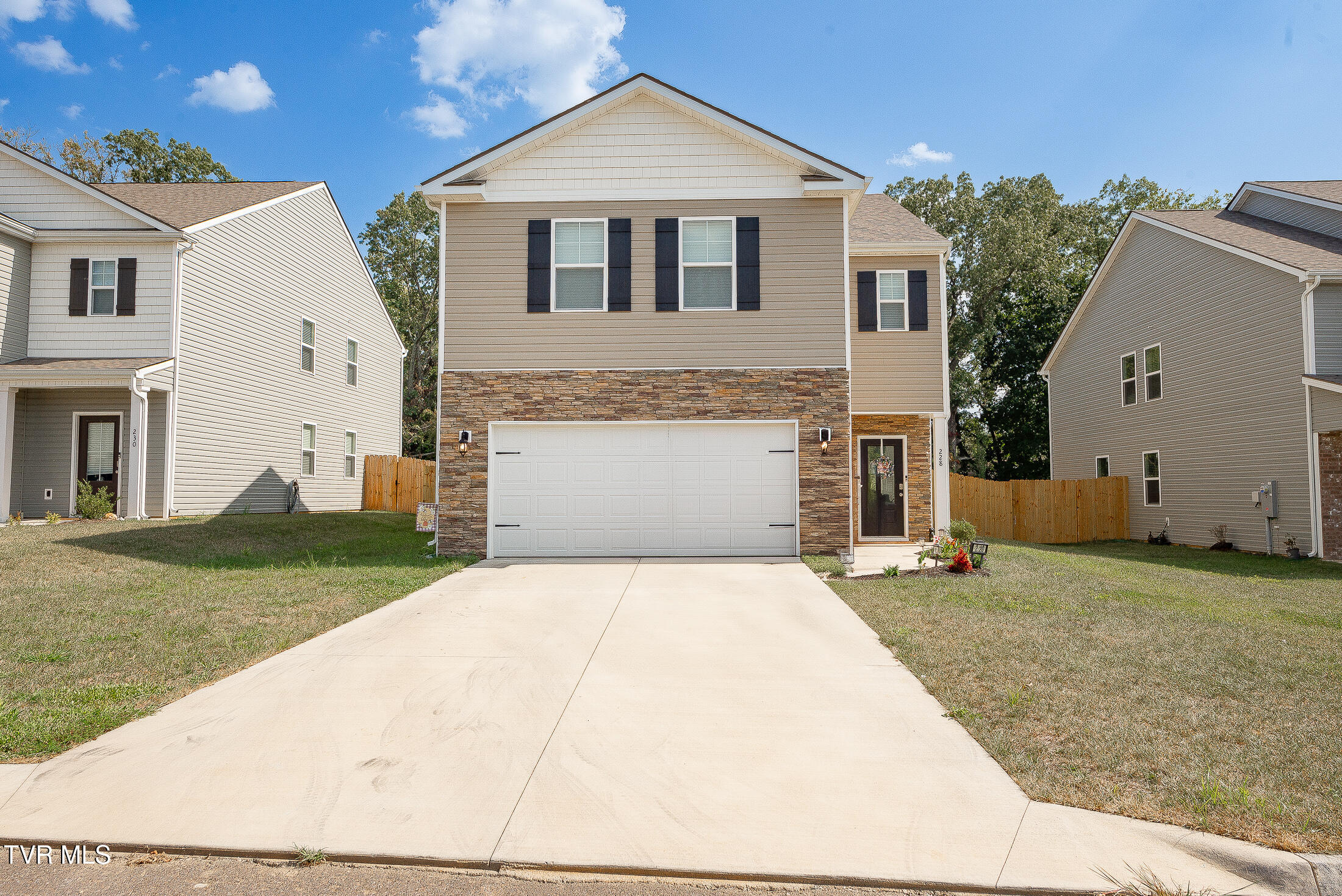 228 Crockett Drive, Church Hill, Tennessee image 2