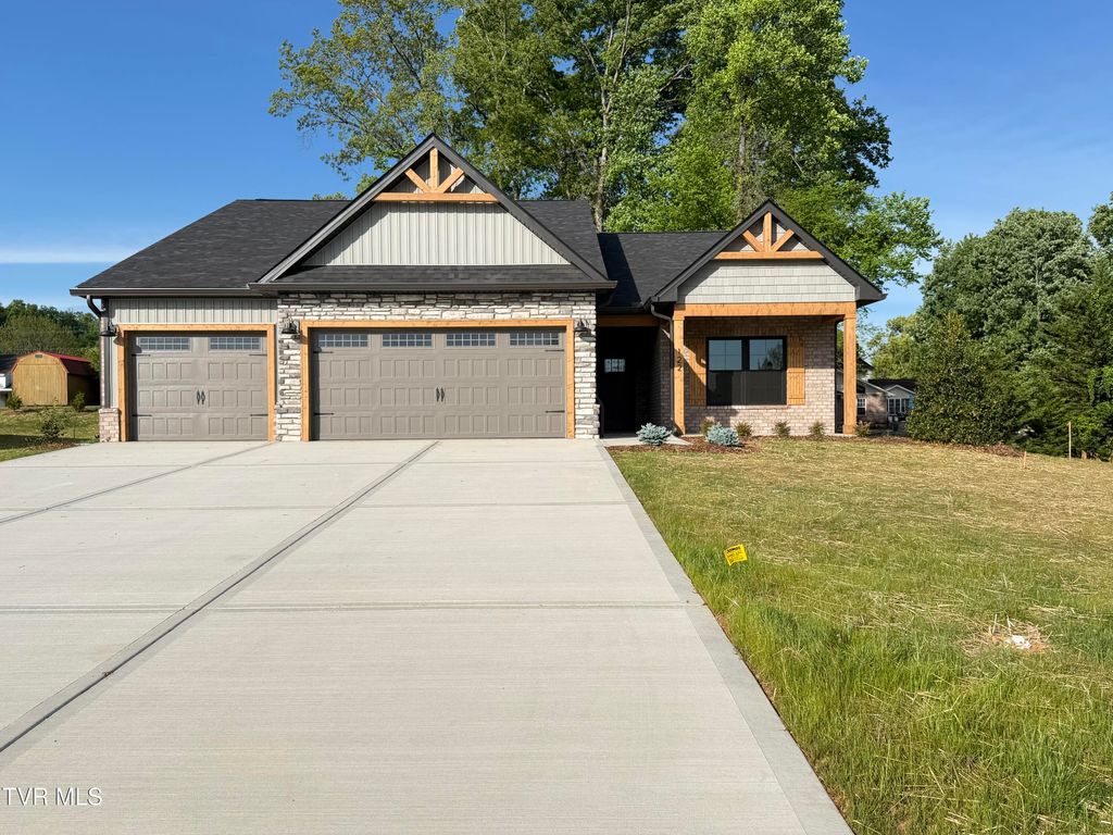 Photo of 122 Grants Way, Elizabethton, TN 37643 (MLS # 9994688)