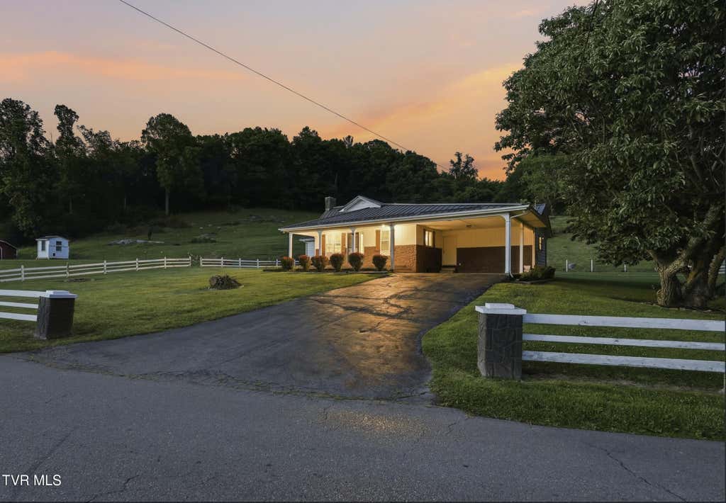 Photo of 1115 Charity Hill Road, Elizabethton, TN 37643 (MLS # 9996974)
