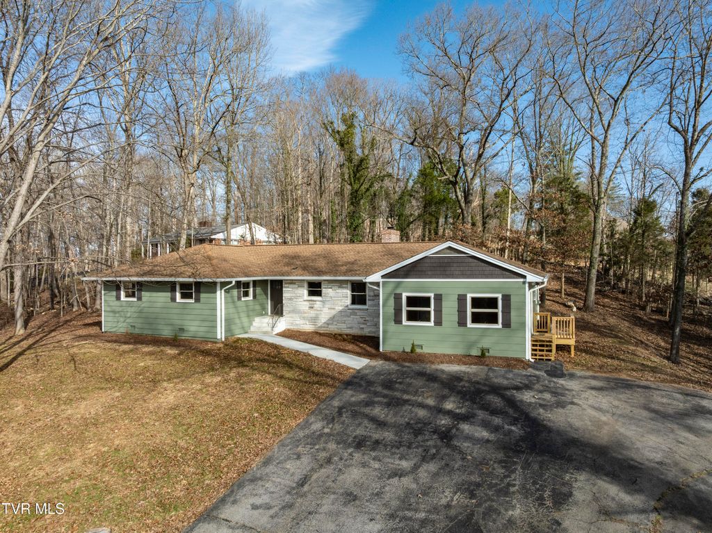 Photo of 4407 Mitchell Road, Kingsport, TN 37664 (MLS # 9989800)