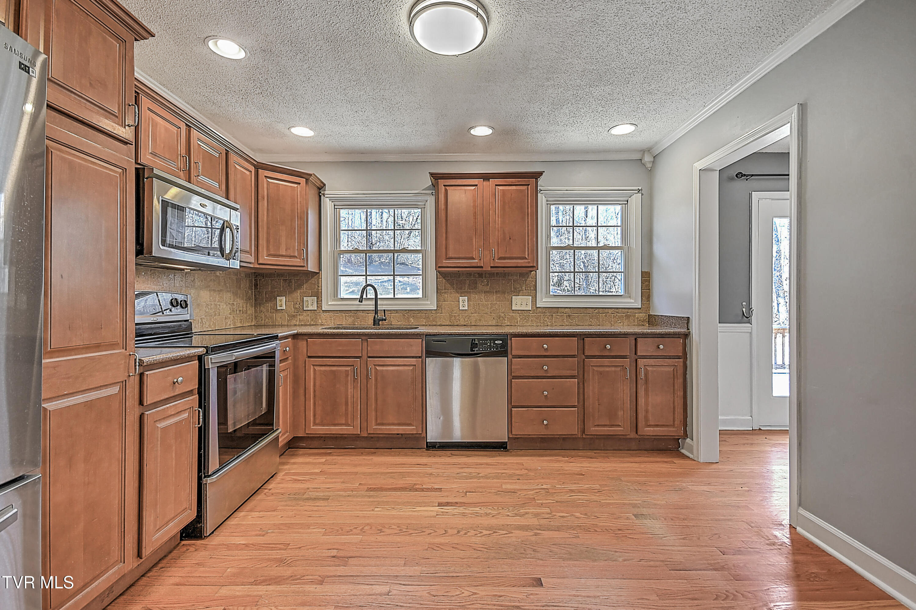 288 Trail Road, Bristol, Virginia image 16