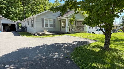Photo of 1420 Cedar Street, Bristol, TN 37620 (MLS # 9994907)