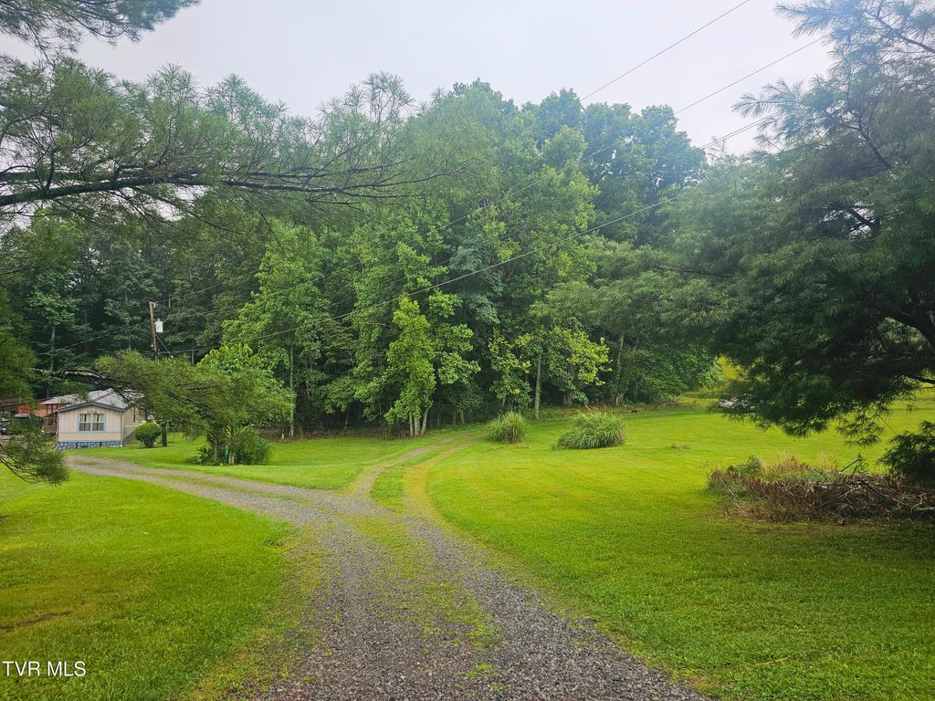 Photo of Tbd Gardner Heights Road, Norton, VA 24273 (MLS # 9998529)