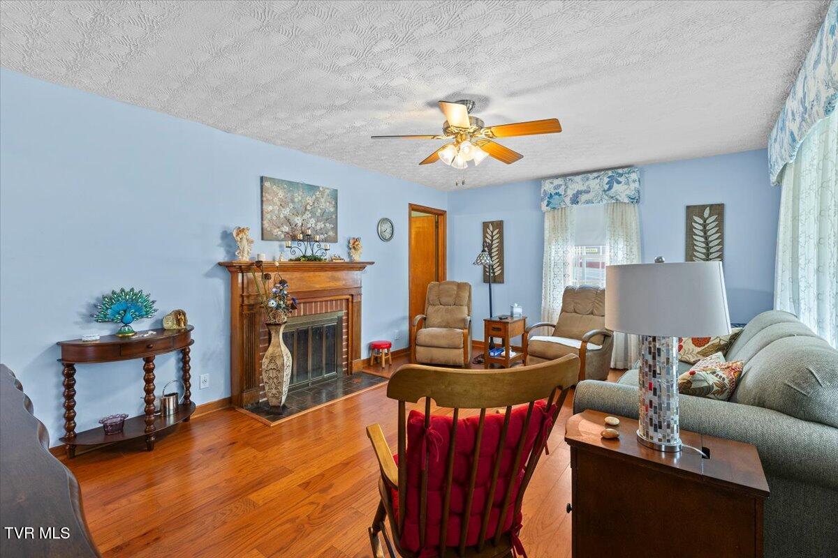 410 4th Avenue, Watauga, Tennessee image 11