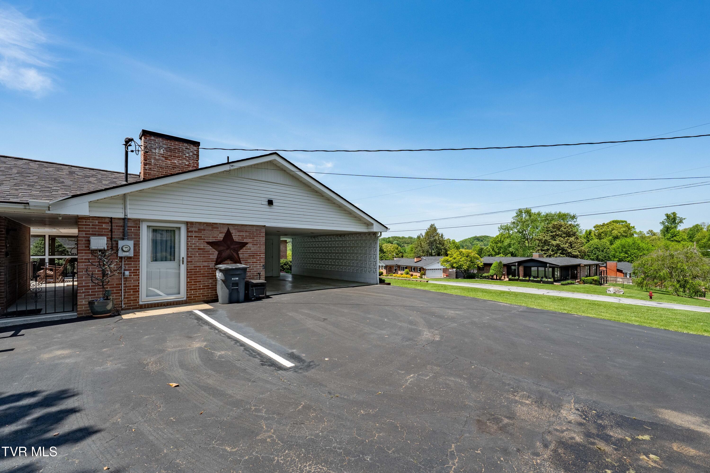 408 Garmon Drive, Kingsport, Tennessee image 30
