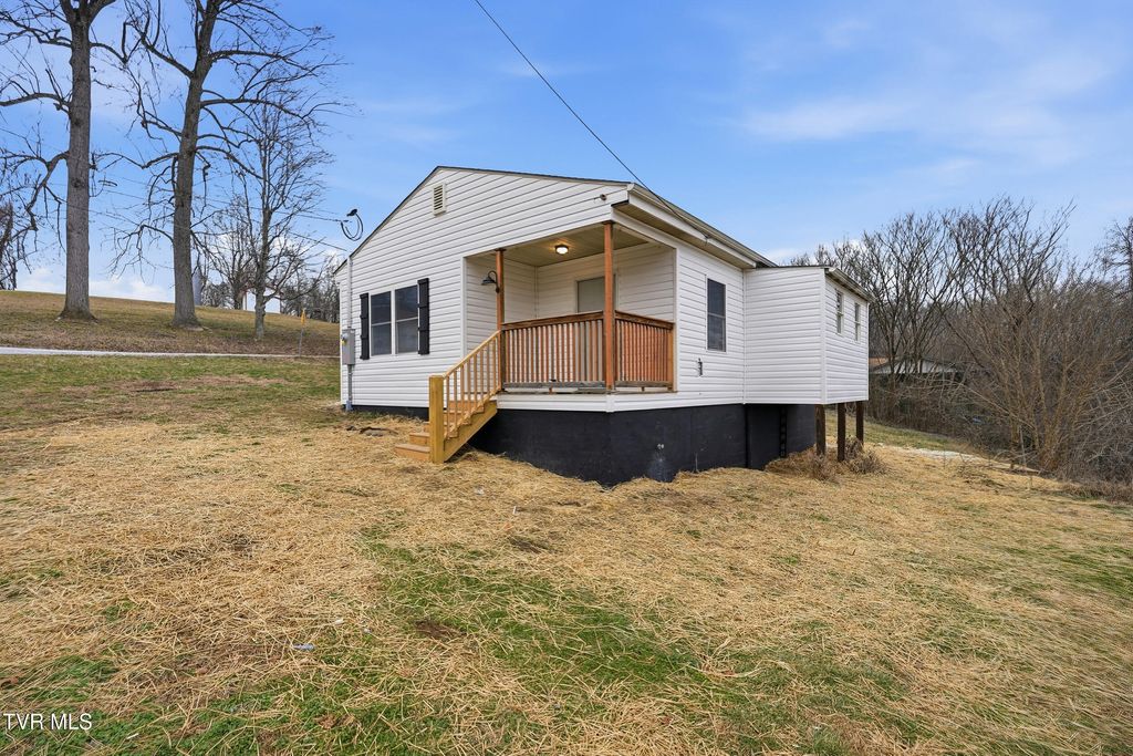 Photo of 413 Fontana Street, Kingsport, TN 37660 (MLS # 9990654)