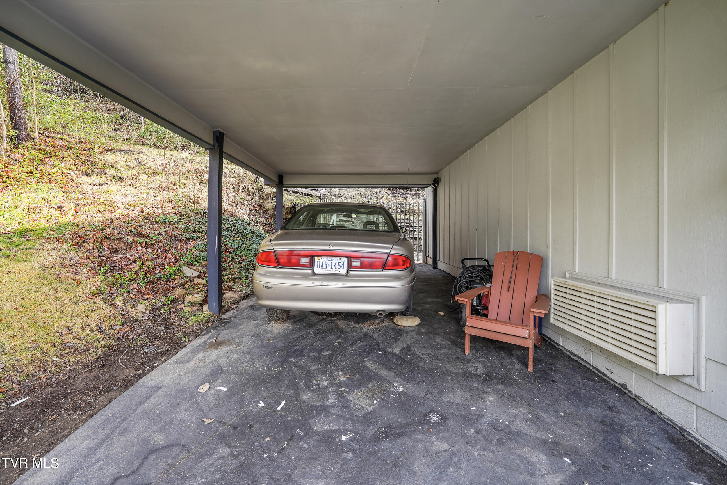420 Poplar Street, Norton, Virginia image 40