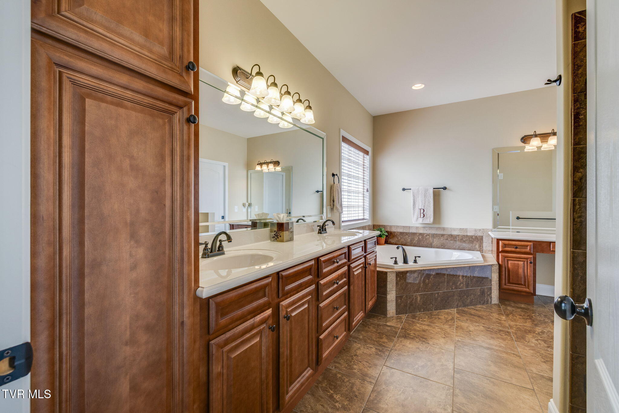 240 D Ward Road, Jonesborough, Tennessee image 21