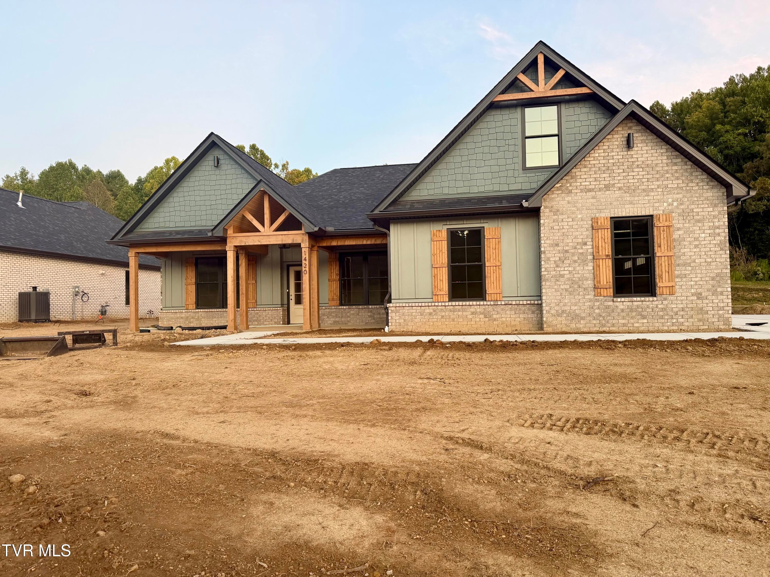 1420 Hairetown Road