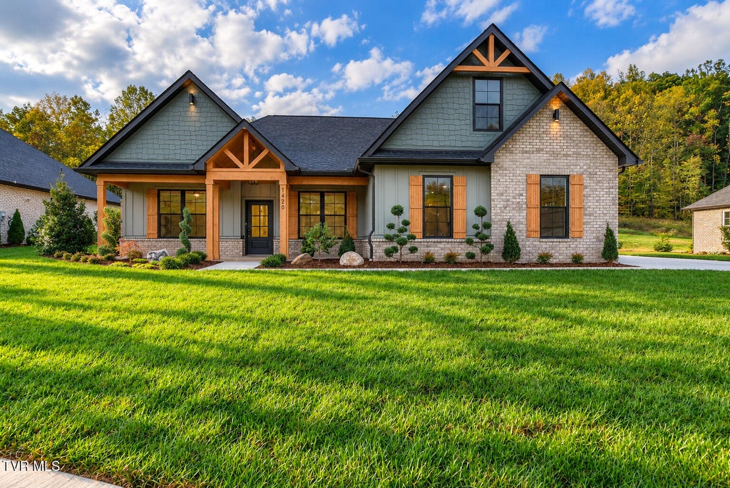 Photo of 1420 Hairetown Road, Johnson City, TN 37615 (MLS # 10000884)