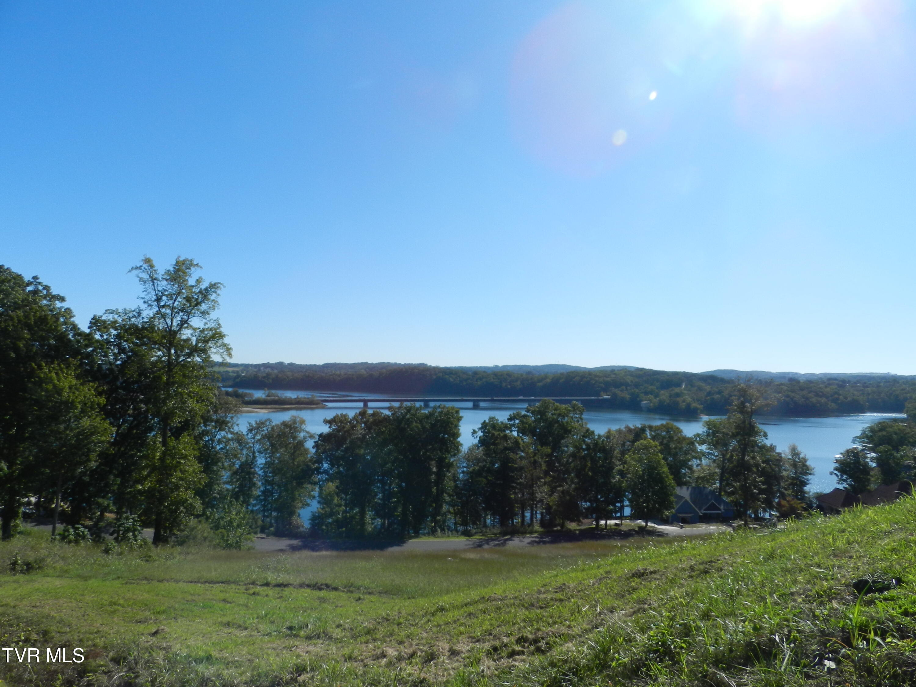 2492 Starboard Crest Road, Morristown, Tennessee image 3