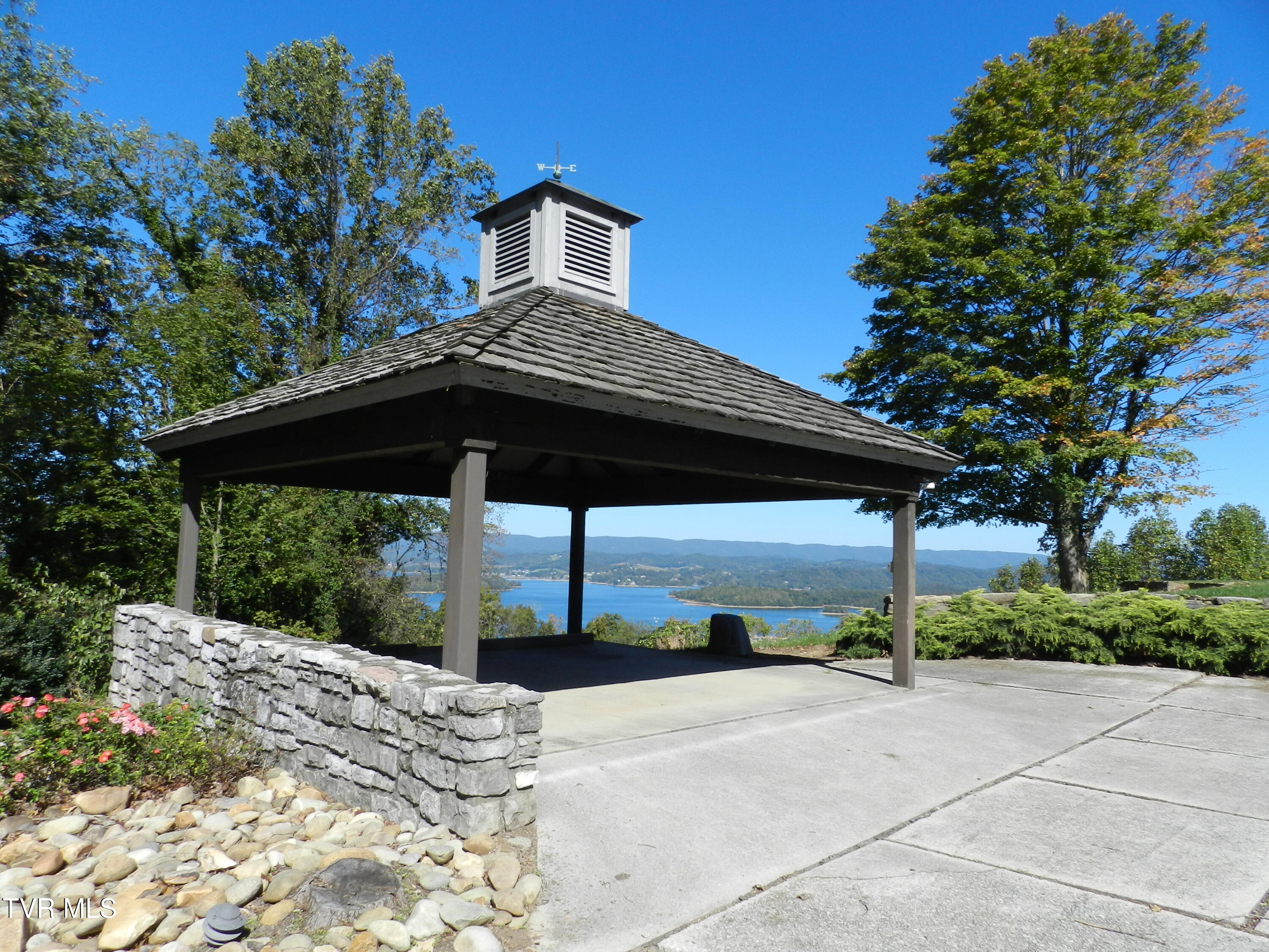 2492 Starboard Crest Road, Morristown, Tennessee image 29