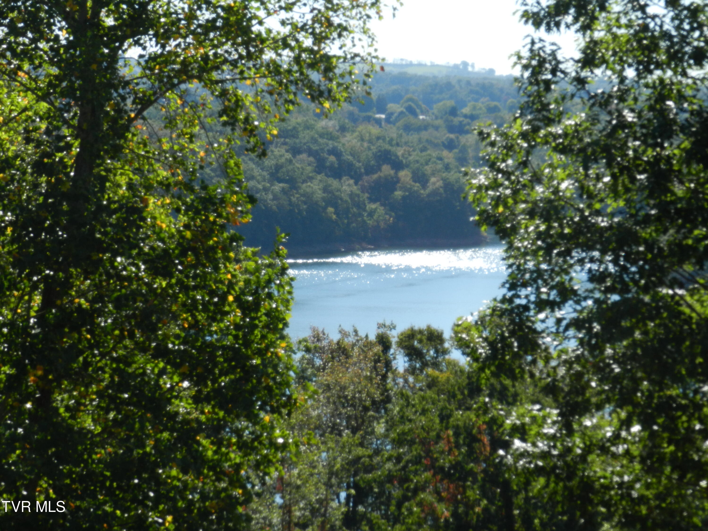 2492 Starboard Crest Road, Morristown, Tennessee image 13