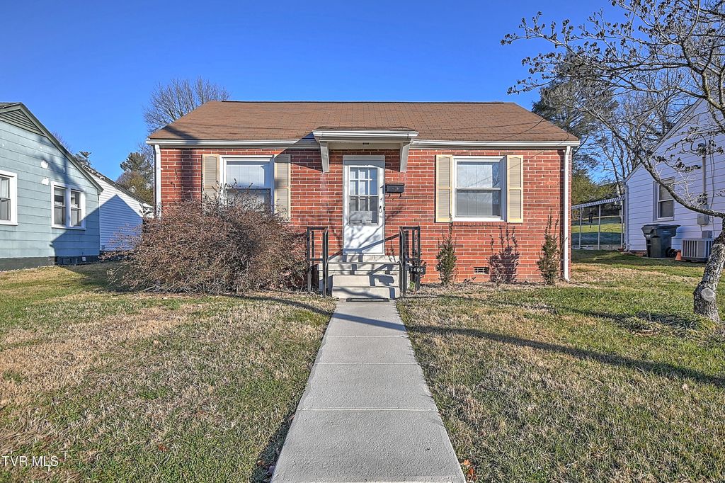 Photo of 1405 Newton Street, Bristol, VA 24201 (MLS # 9989847)