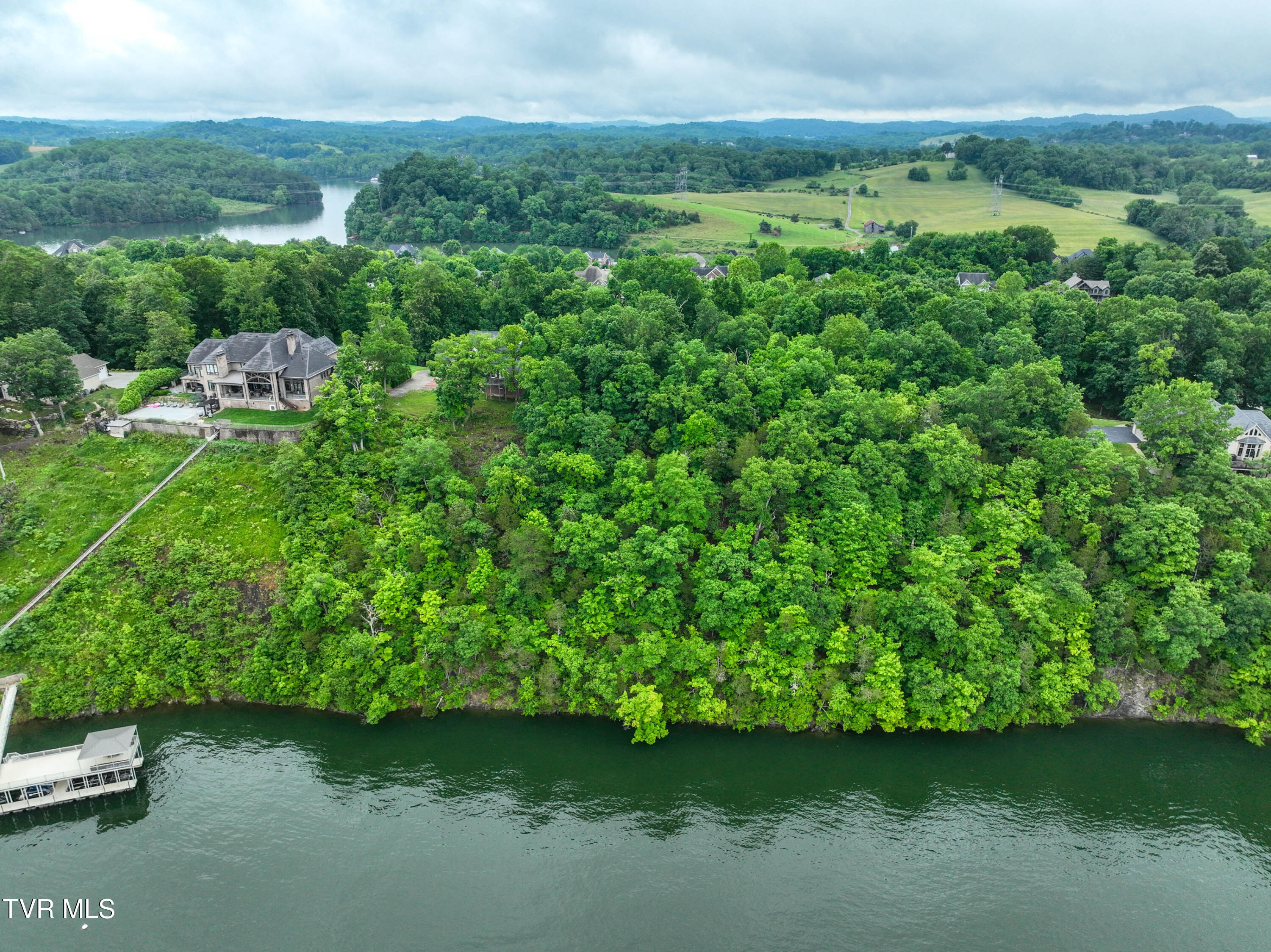 614 Harbor Point Drive, Johnson City, Tennessee image 32