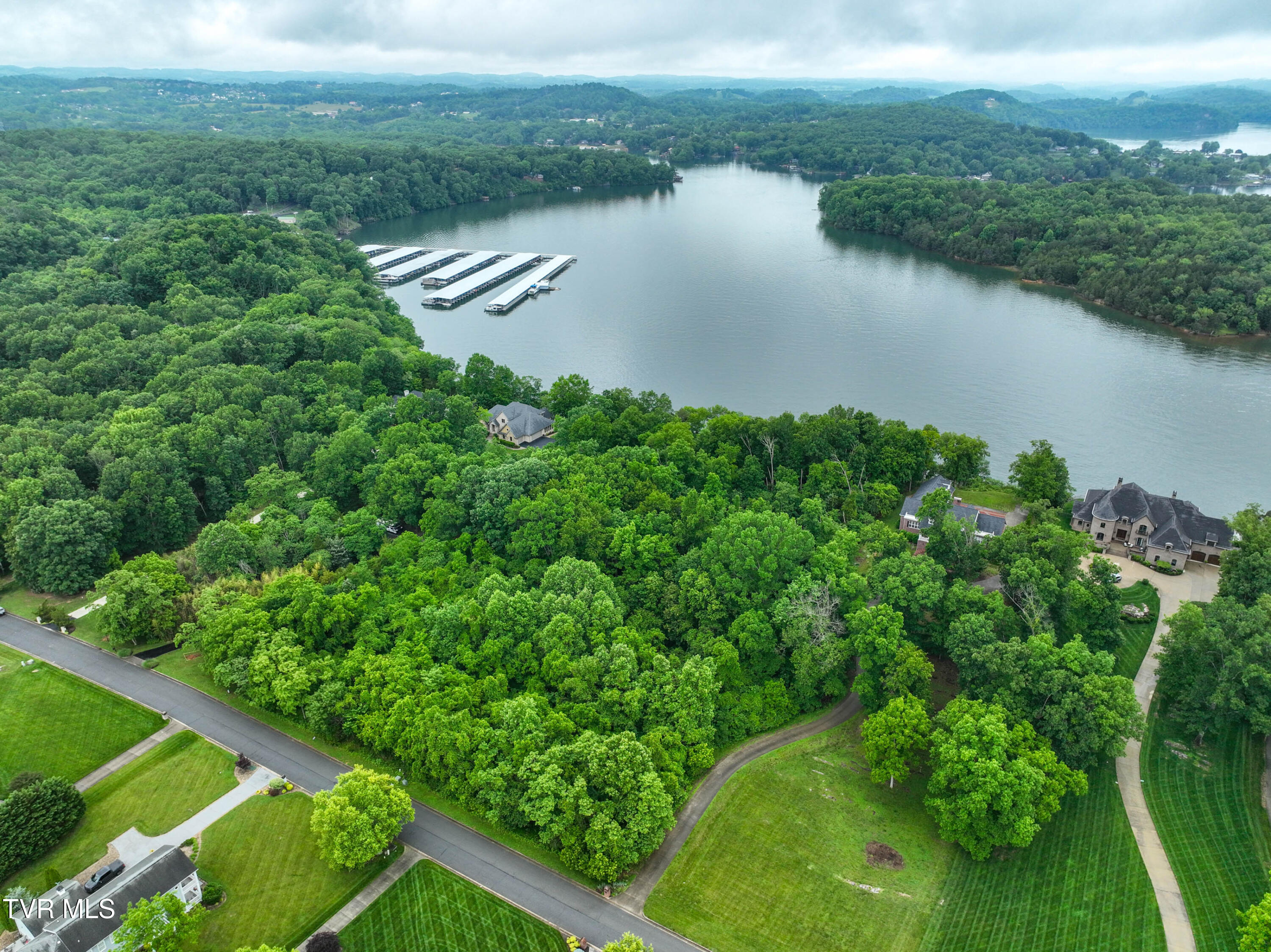 614 Harbor Point Drive, Johnson City, Tennessee image 28