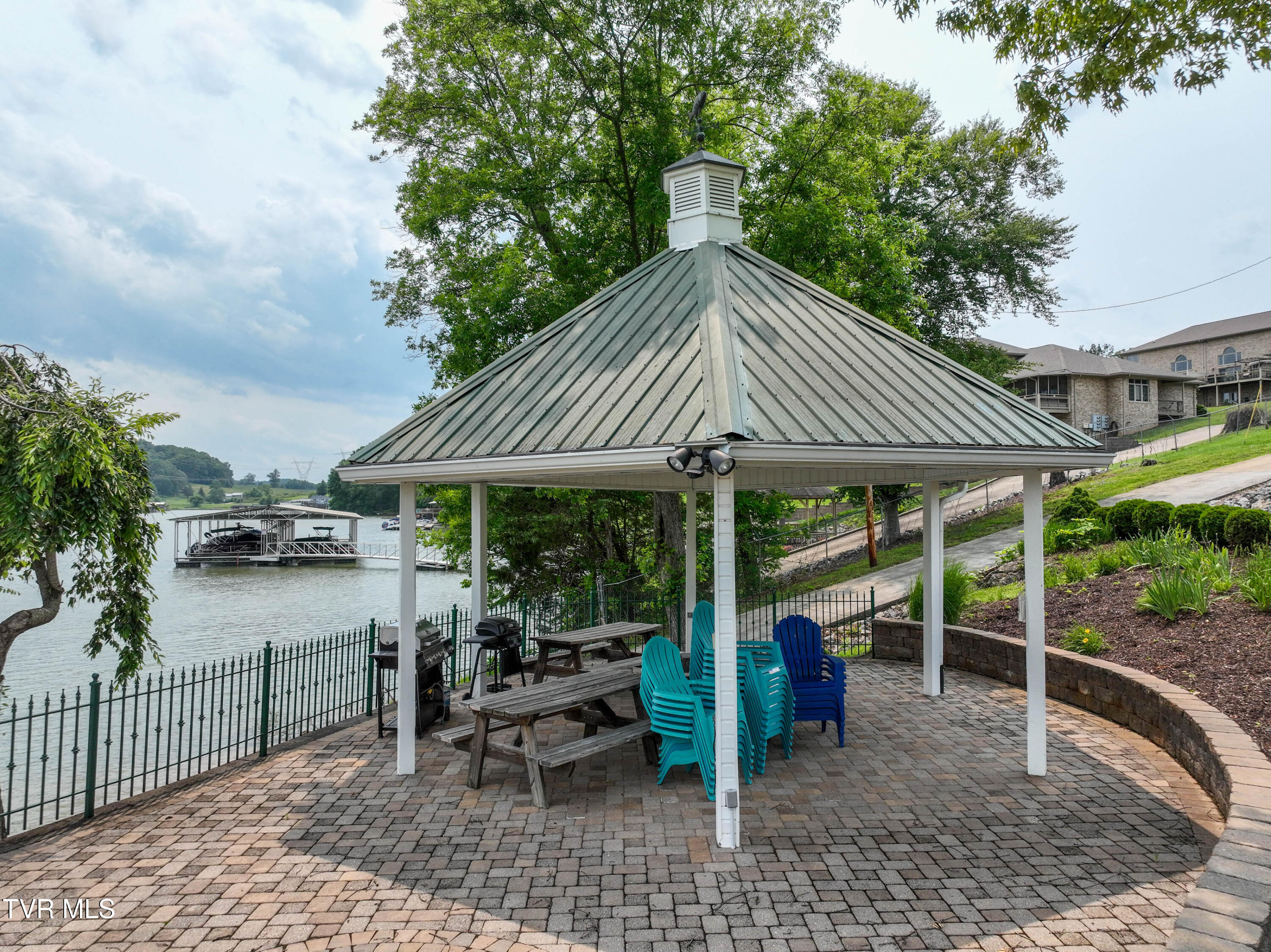 614 Harbor Point Drive, Johnson City, Tennessee image 21