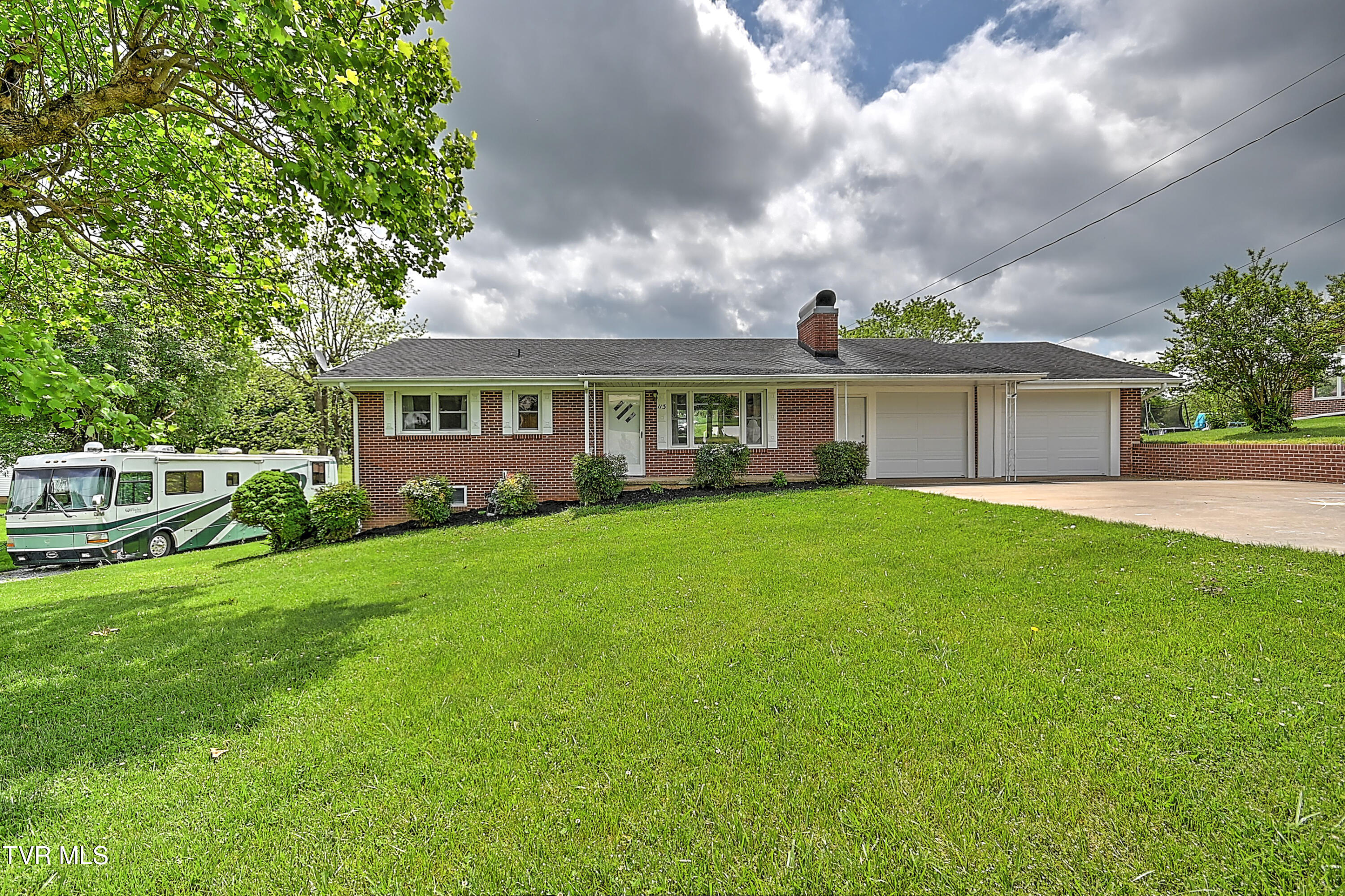 113 Belmont Drive, Greeneville, Tennessee image 2