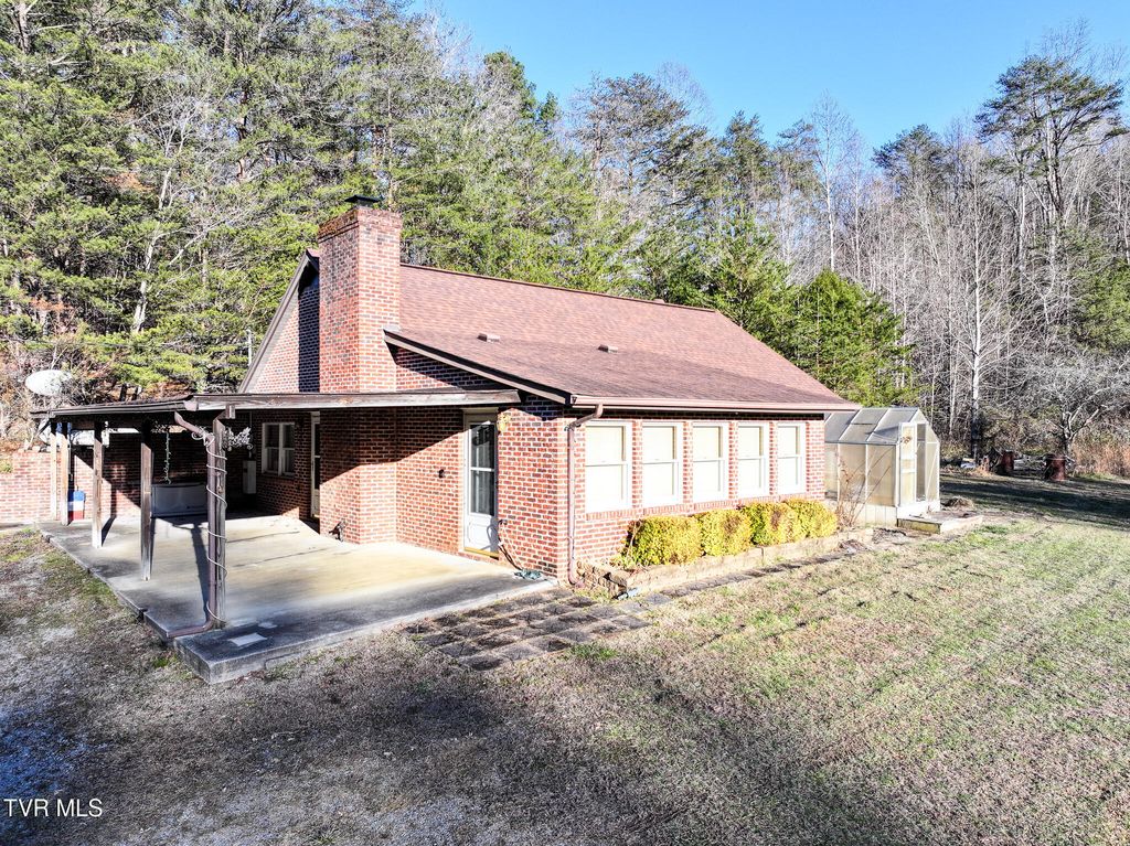 Photo of 604 Sandy Valley Road, Rogersville, TN 37857 (MLS # 9989348)
