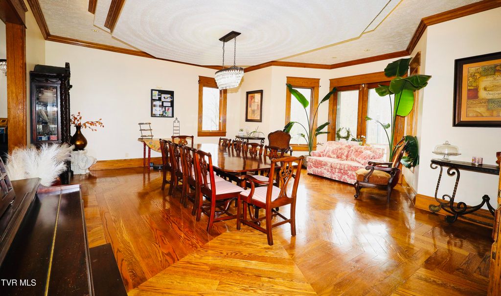 Photo of 900 Tanager Drive, Bluefield, VA 24605 (MLS # 9978345)