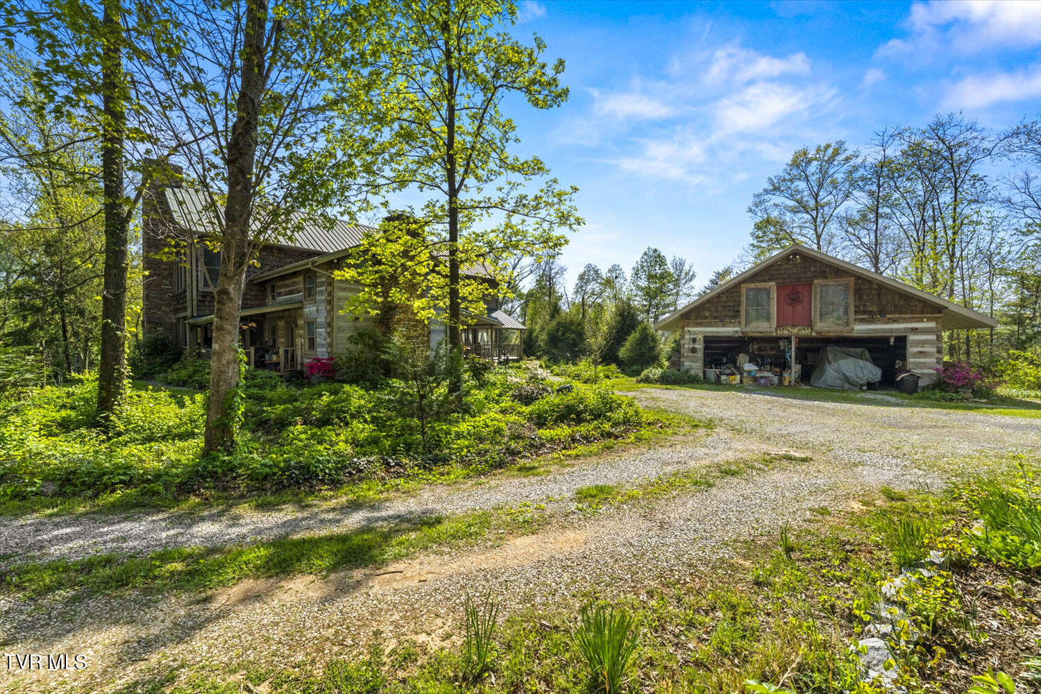 1011 Buffalo Road