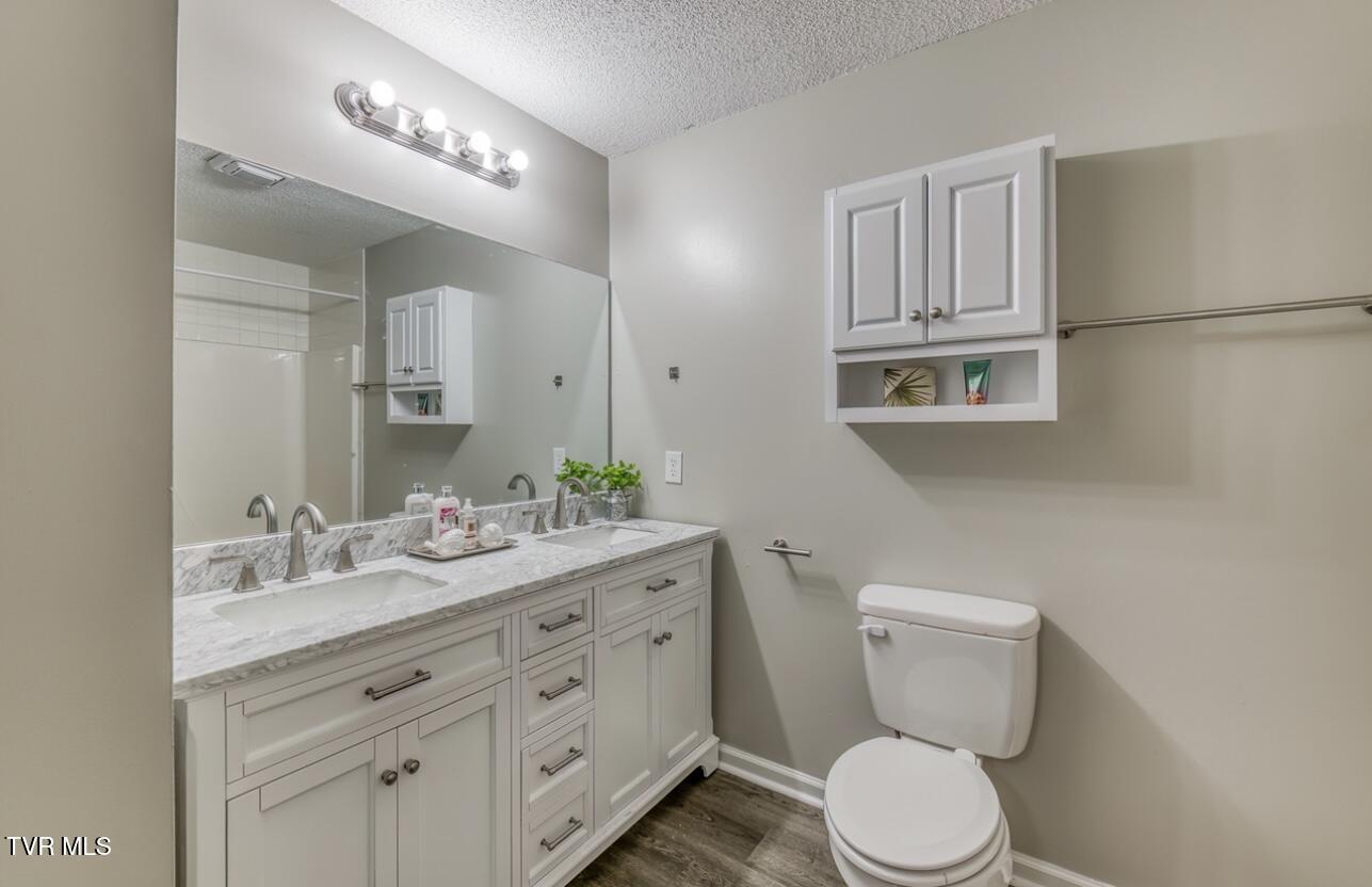 712 Barton Street, Johnson City, Tennessee image 17