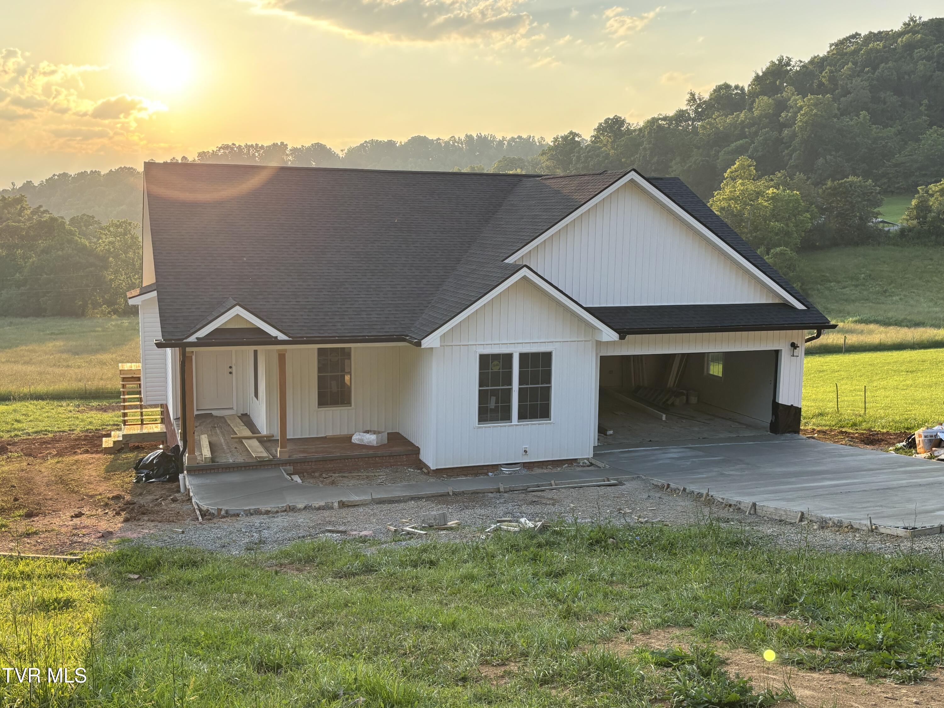 280 Charity Hill Road, Elizabethton, Tennessee image 1