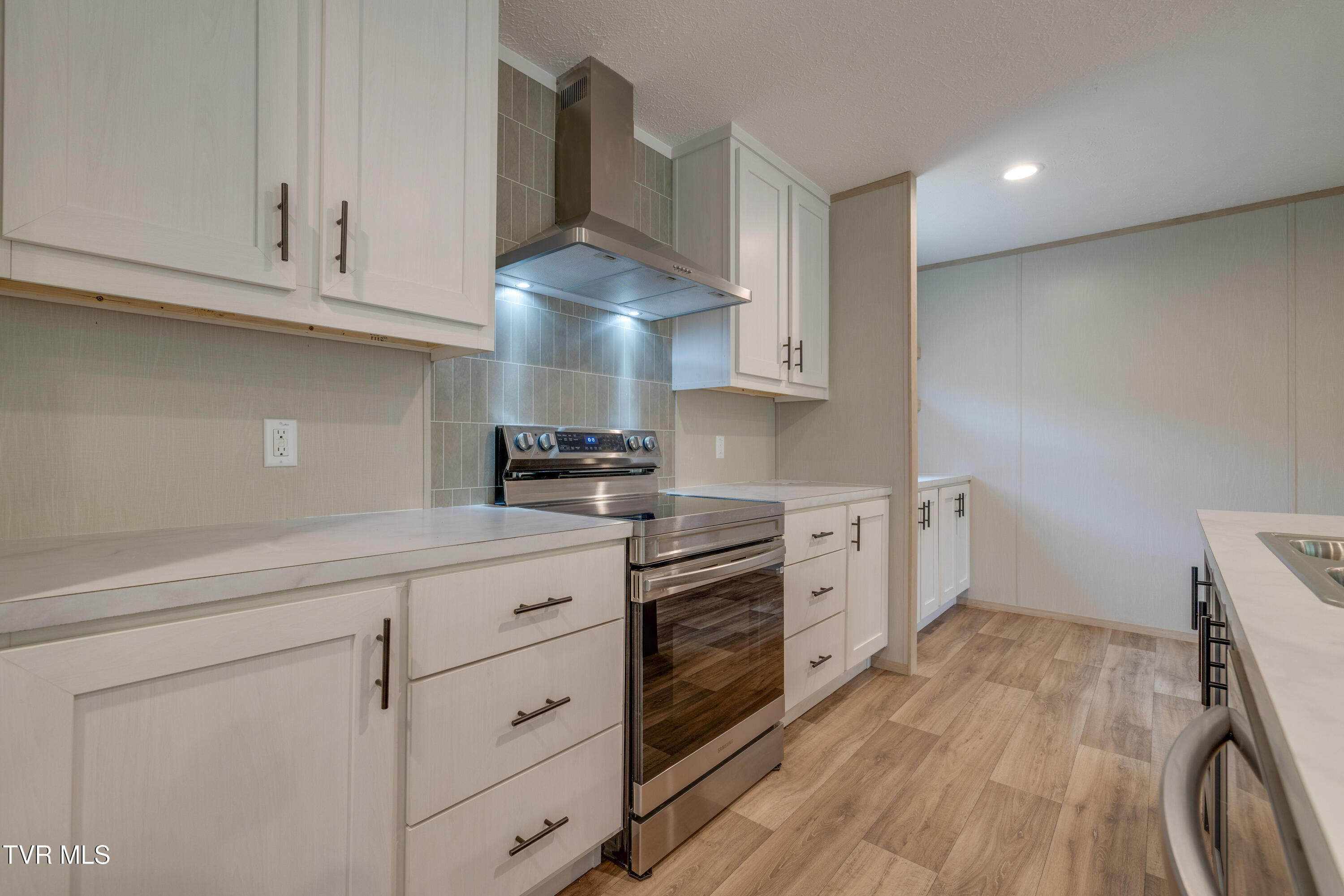 913 Henry Harr Road, Blountville, Tennessee image 30
