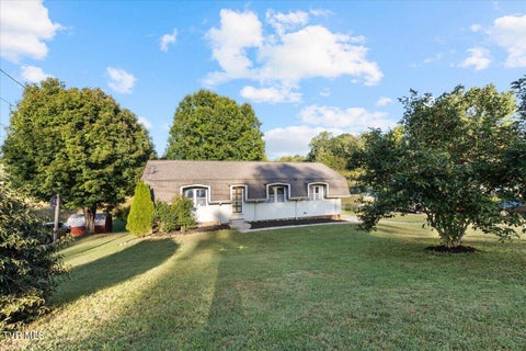 Photo of 1208 Bair Vette Avenue, Johnson City, TN 37604 (MLS # 10001077)