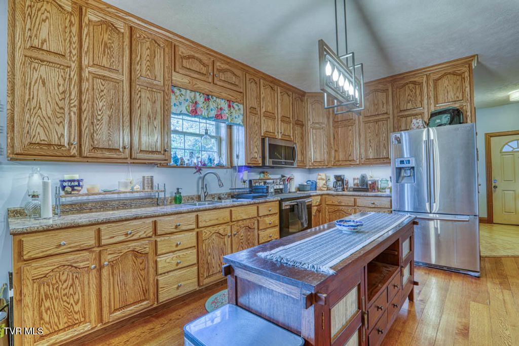 Photo of 317 Handy Lane, Rogersville, TN 37857 (MLS # 9986964)