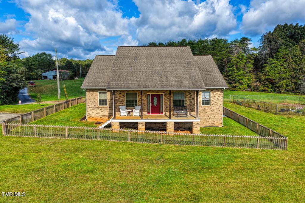 Photo of 317 Handy Lane, Rogersville, TN 37857 (MLS # 9986964)