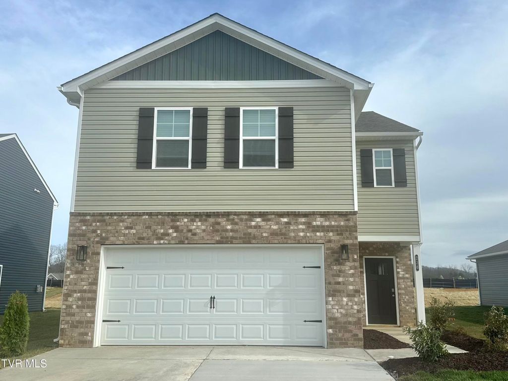 Photo of 236 Artist Avenue Ave, Johnson City, TN 37615 (MLS # 9988444)