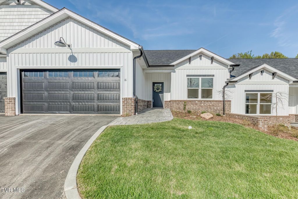 Photo of 106 Klm Drive #15, Johnson City, TN 37615 (MLS # 9990148)