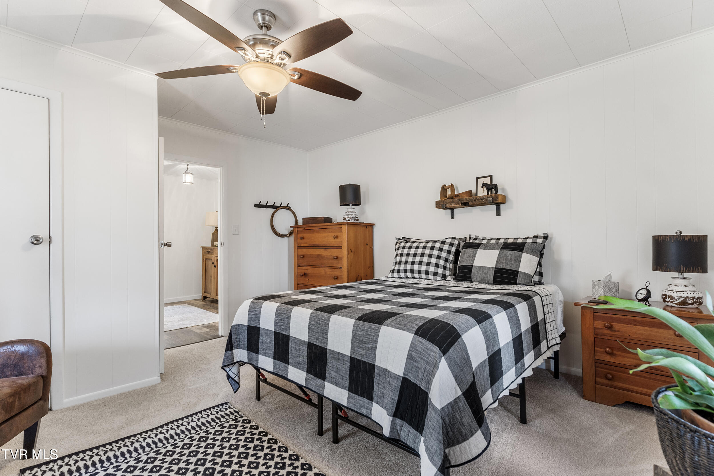 10528 Pine Camp Road, Coeburn, Virginia image 28