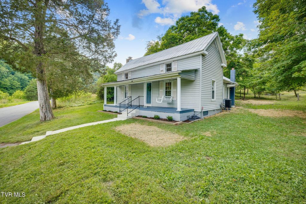 Photo of 416 Bethel Drive, Bristol, TN 37620 (MLS # 9981949)