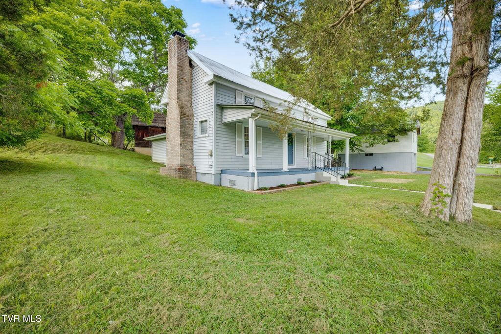 Photo of 416 Bethel Drive, Bristol, TN 37620 (MLS # 9981949)