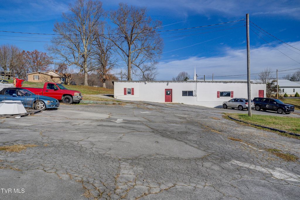 Photo of 127 Cherry Street, Johnson City, TN 37615 (MLS # 9988869)