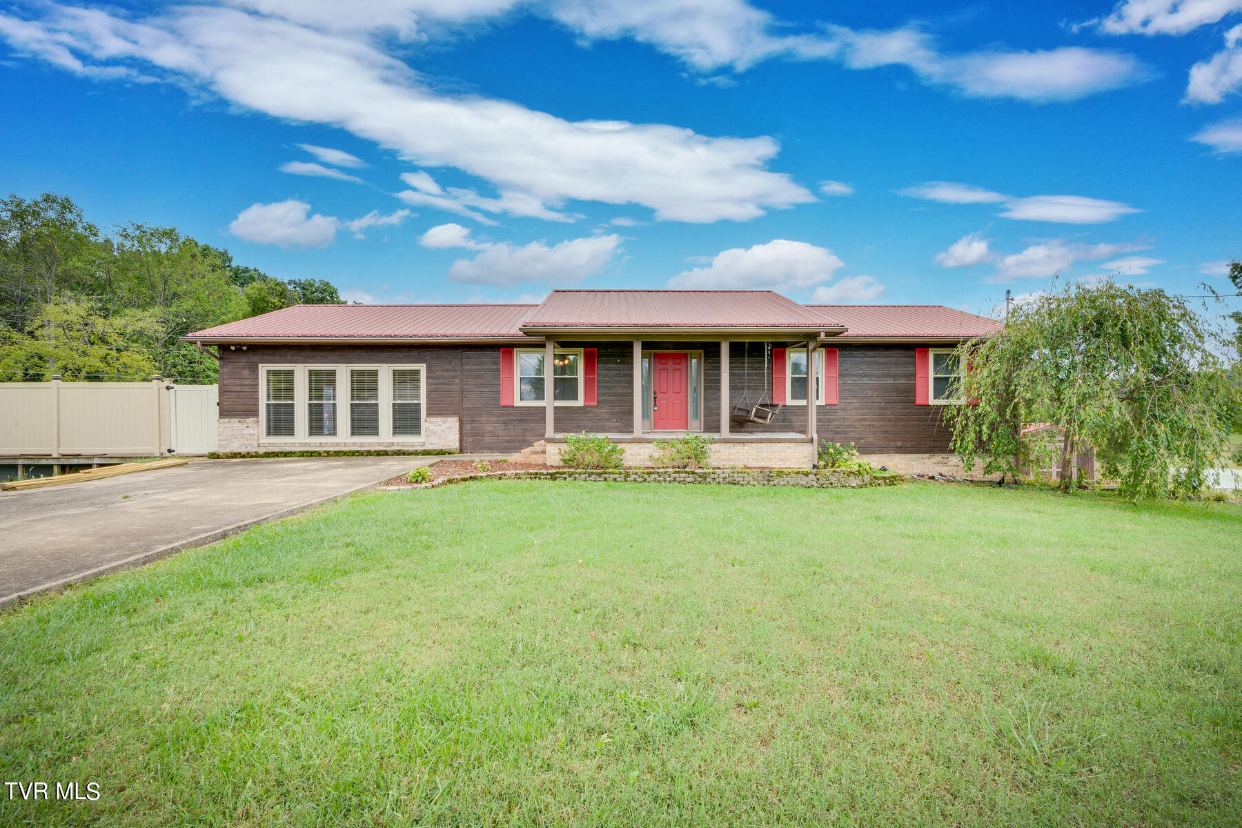600 Skyview Drive, Rogersville, Tennessee image 1