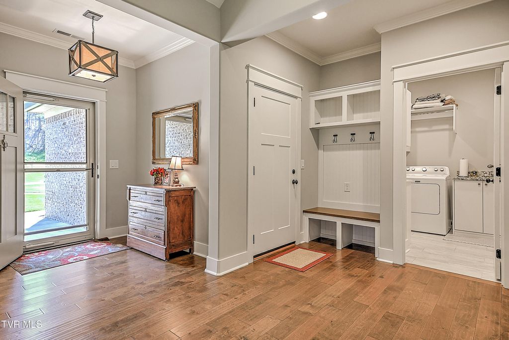 Photo of 336 Loafers Glory View, Gray, TN 37615 (MLS # 9993882)