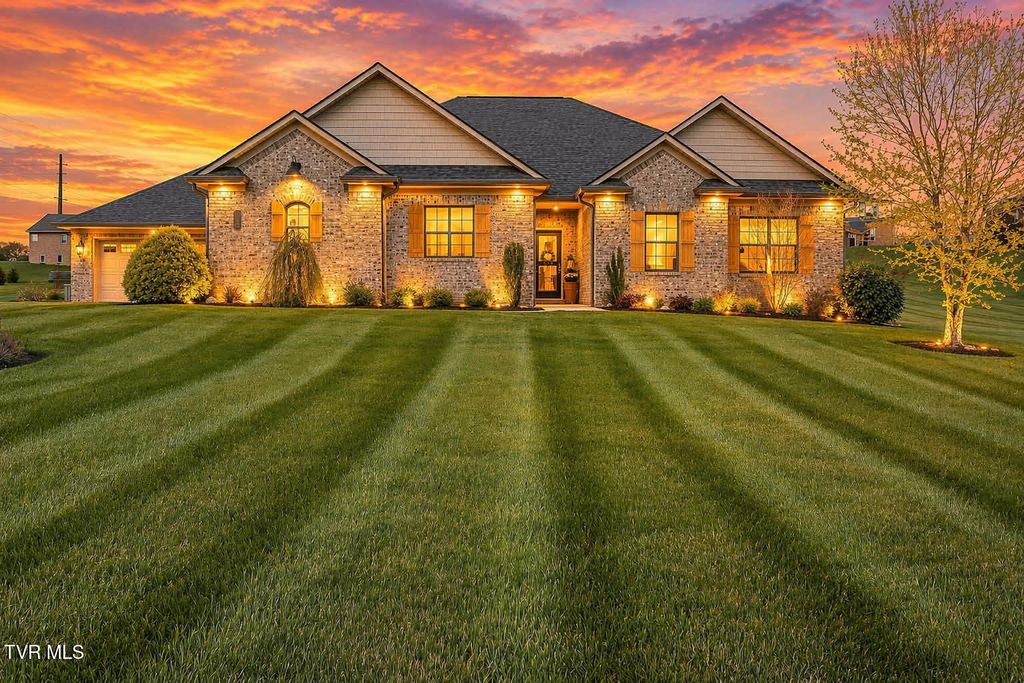 Photo of 336 Loafers Glory View, Gray, TN 37615 (MLS # 9993882)