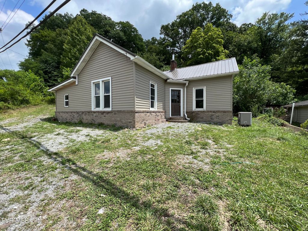 Photo of 620 Gilley Avenue, Big Stone Gap, VA 24219 (MLS # 9989956)