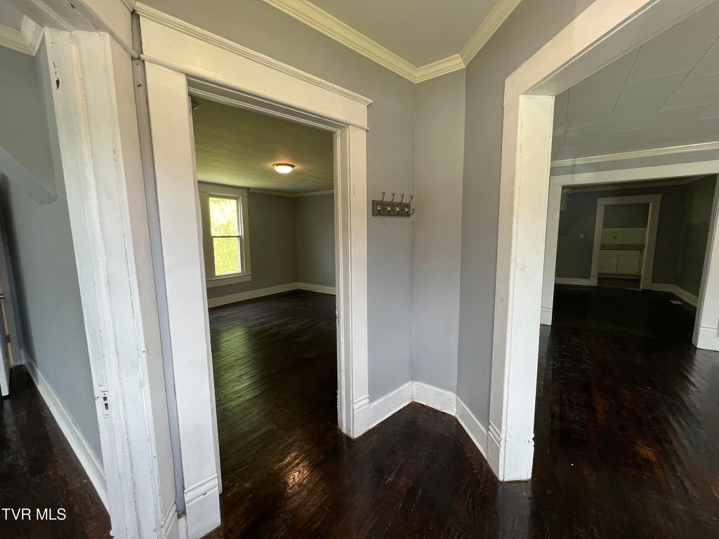 Photo of 620 Gilley Avenue, Big Stone Gap, VA 24219 (MLS # 9989956)