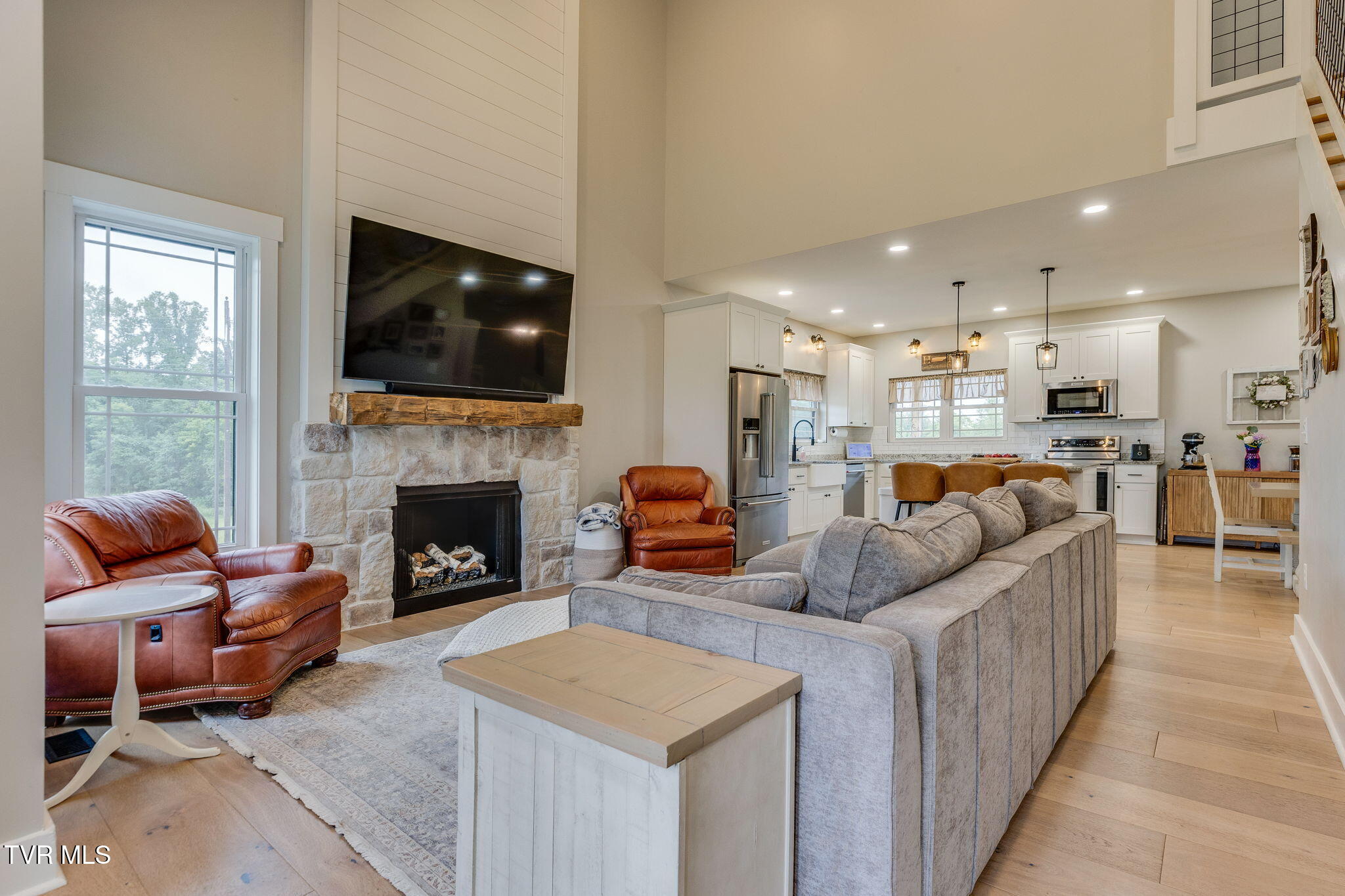 3925 Lake Valley Court