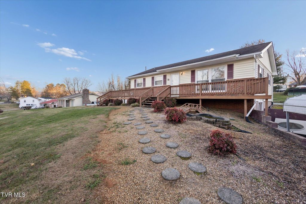 Photo of 35 Hermitage Street, Greeneville, TN 37745 (MLS # 9988837)