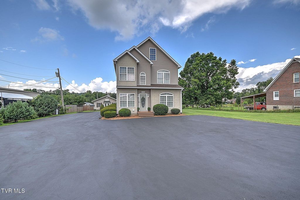 Photo of 15519 Lee Highway, Bristol, VA 24202 (MLS # 9998063)
