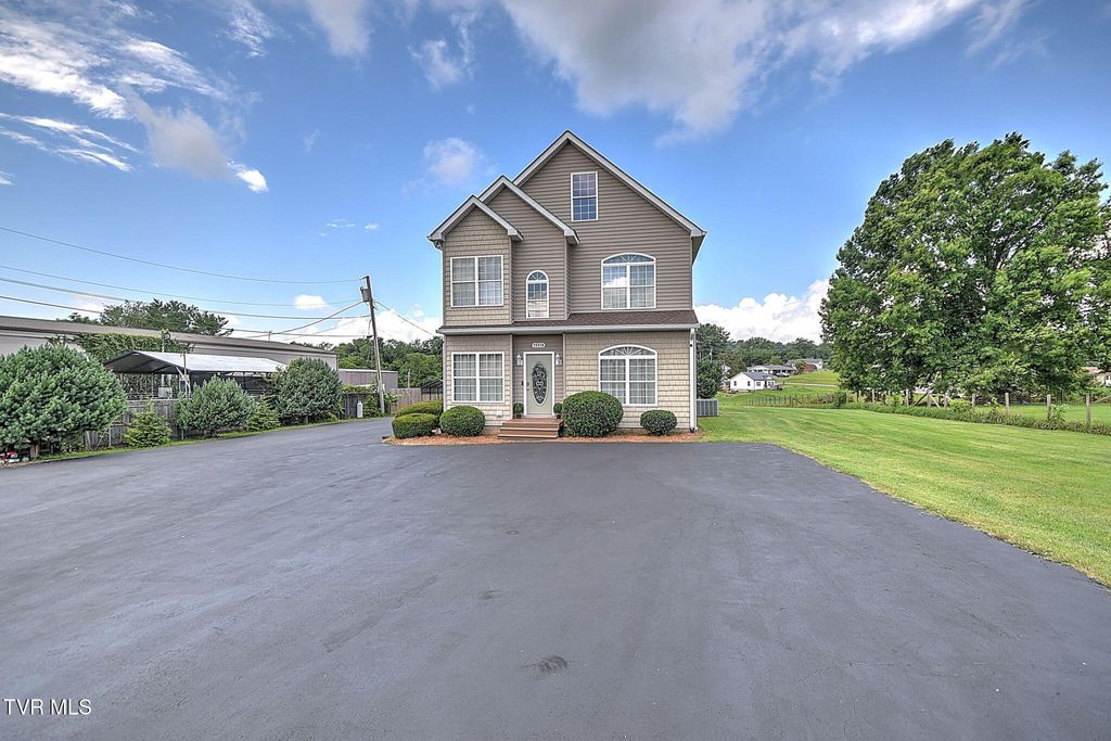 Photo of 15519 Lee Highway, Bristol, VA 24202 (MLS # 9998063)